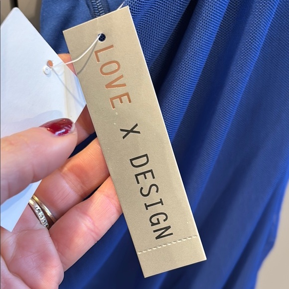 Elegant Blue One-Shoulder Dress - Picture 3 of 4